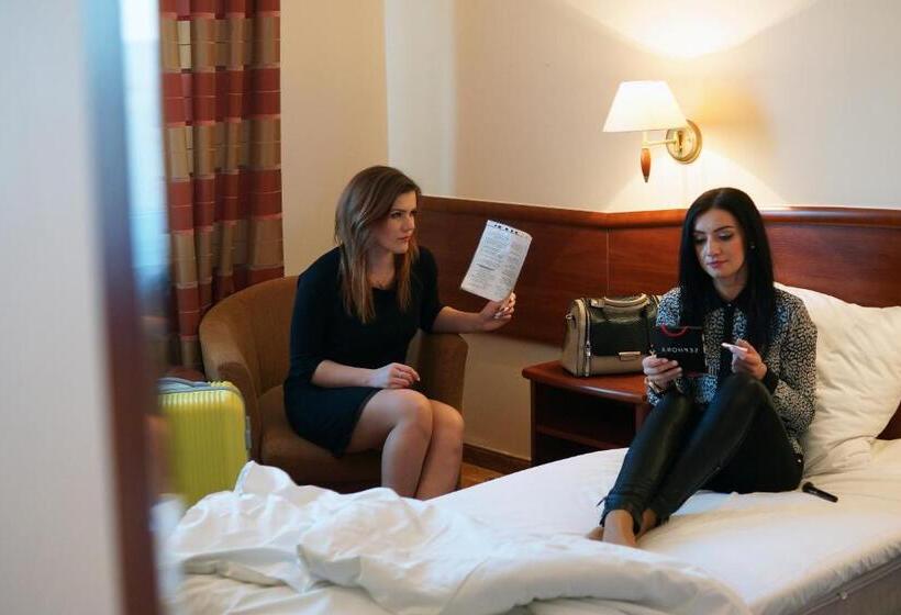 בית מלון כפרי Kamena