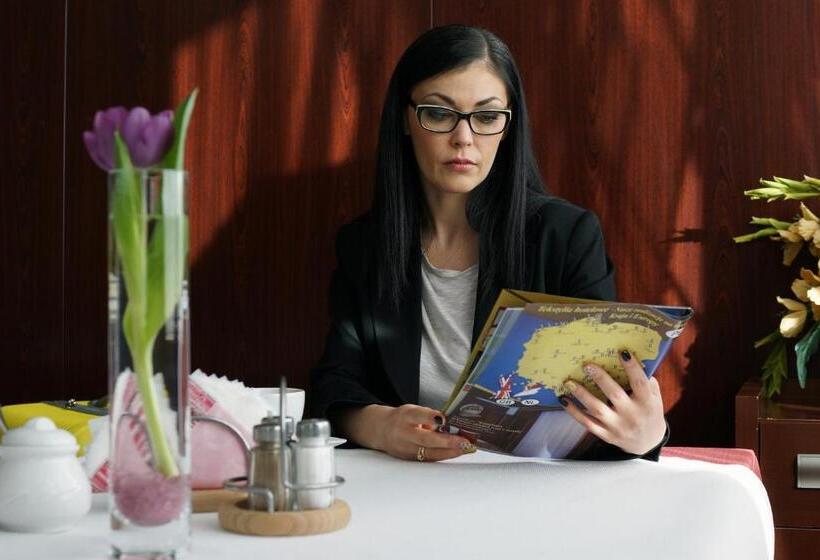 בית מלון כפרי Kamena