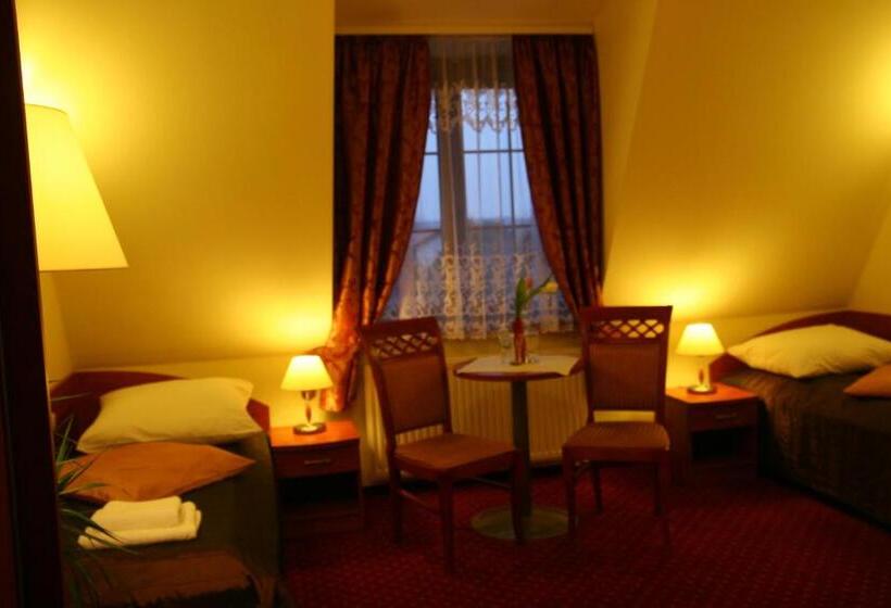 בית מלון כפרי Karolinka