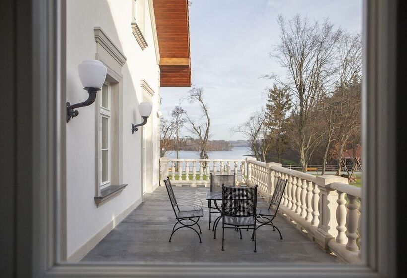 Отель Leśny Dwór