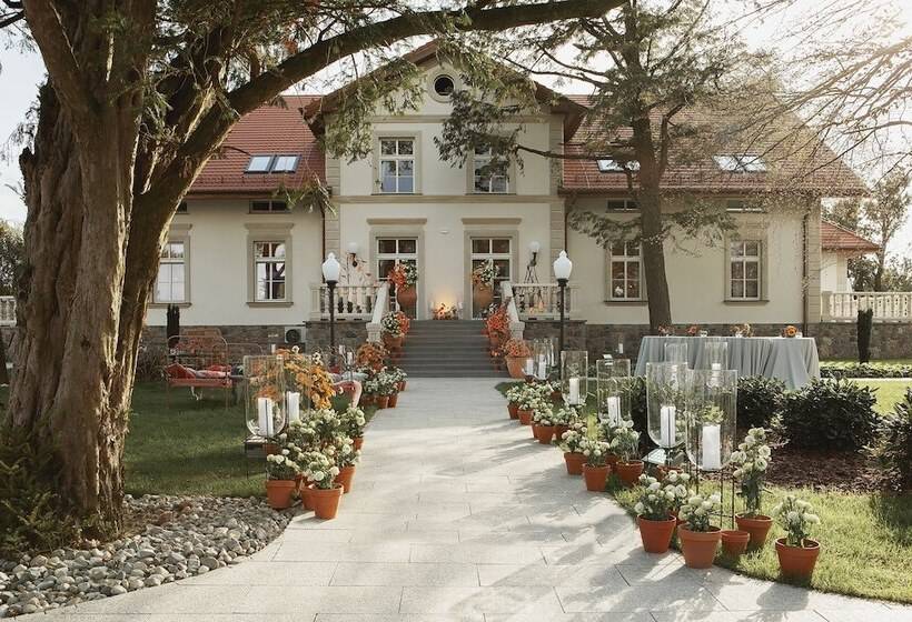 Отель Leśny Dwór