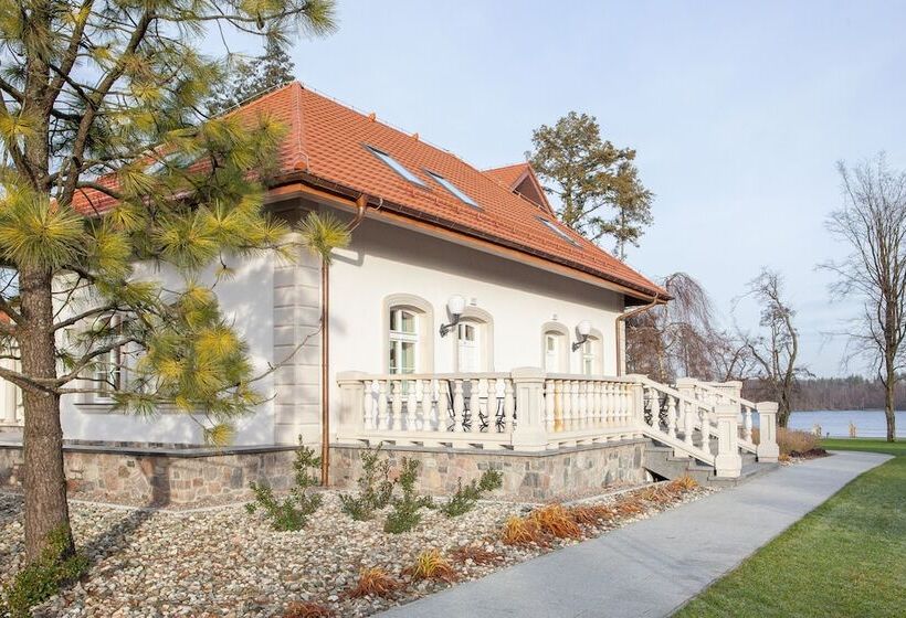 Отель Leśny Dwór