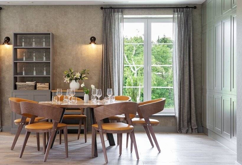 Отель Leśny Dwór