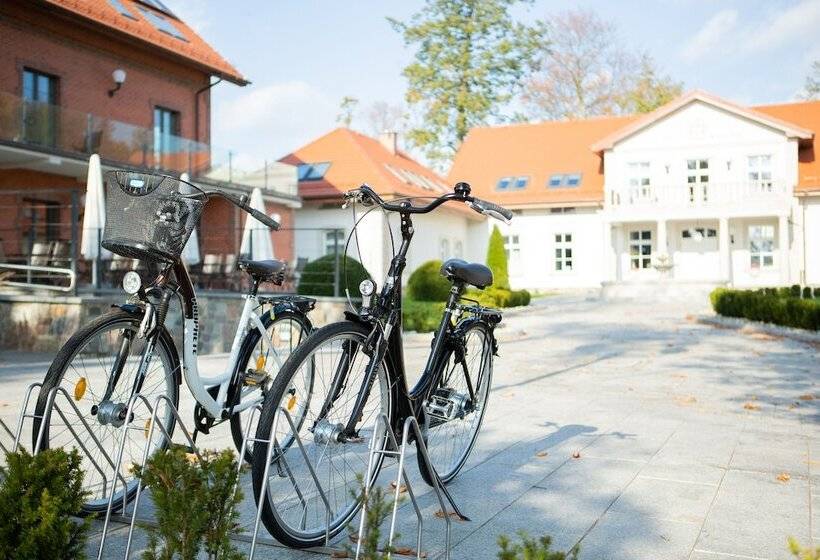 Отель Leśny Dwór