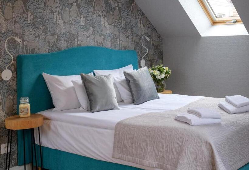 Отель Leśny Dwór