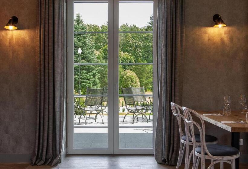 Отель Leśny Dwór