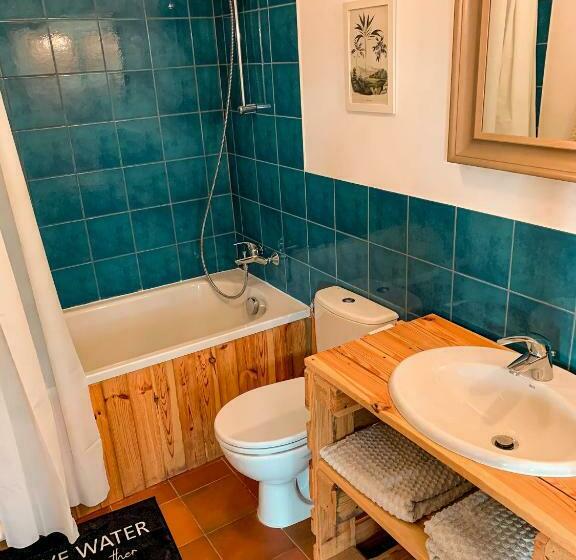 בית מלון כפרי Luliraj