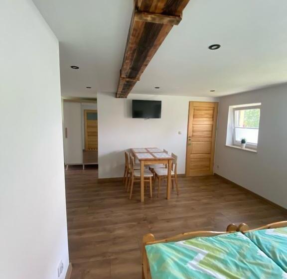 בית מלון כפרי Nad Doliną Krutyni