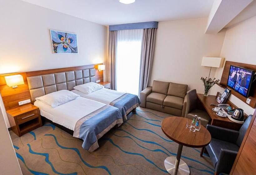 酒店 Olivia Medical Spa