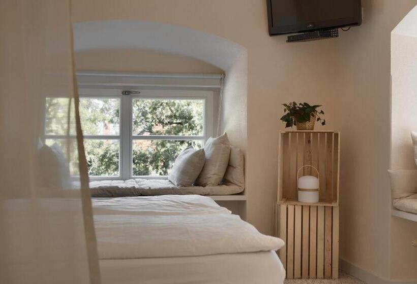 فندق Pałac Pakosław