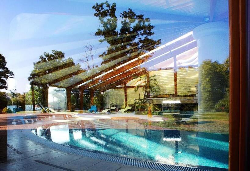 בית מלון כפרי Pałac Piorunów & Spa