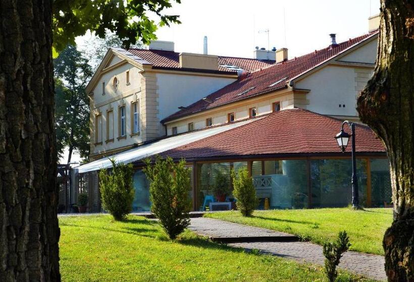 בית מלון כפרי Pałac Piorunów & Spa