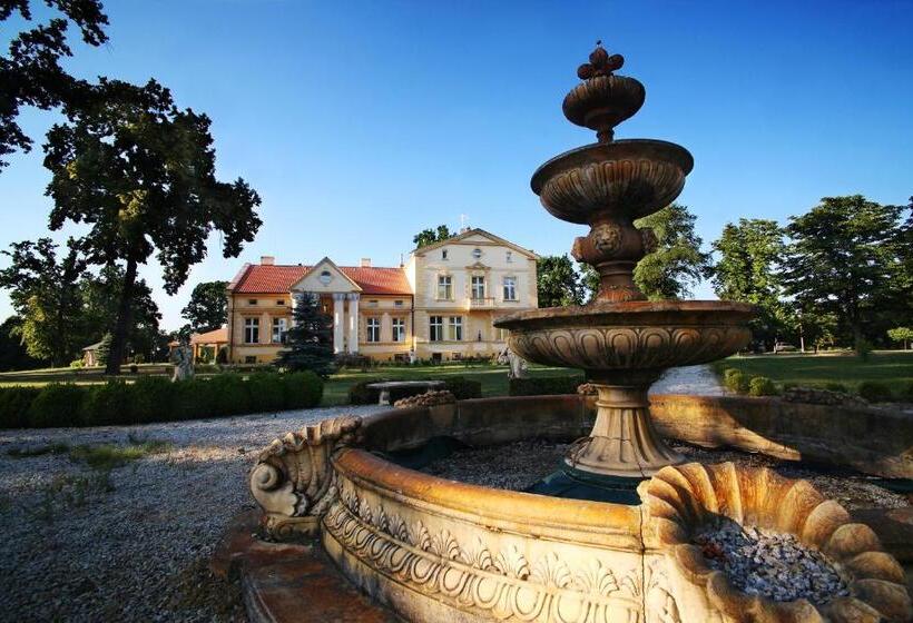 ホテル Pałac Piorunów & Spa