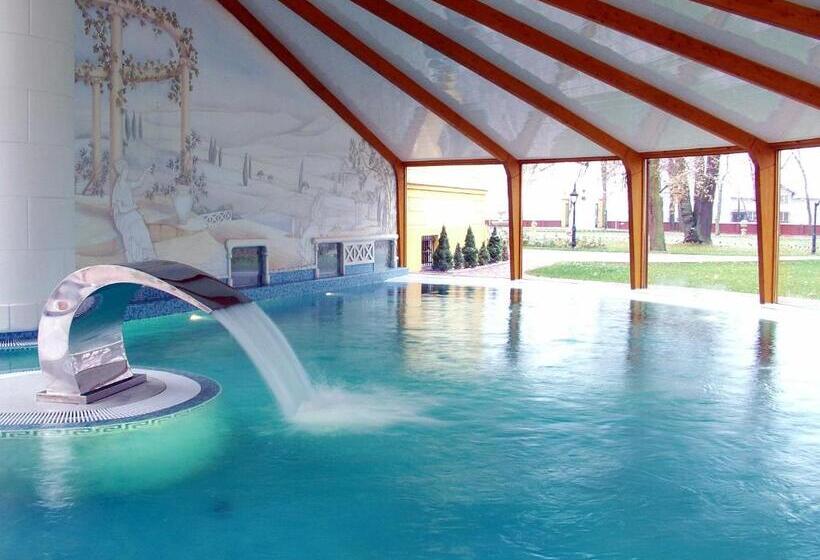 ホテル Pałac Piorunów & Spa