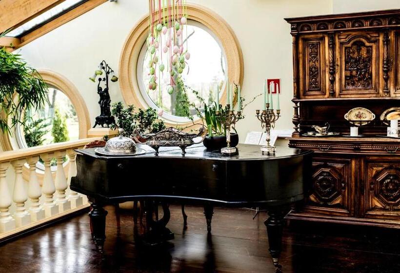 בית מלון כפרי Pałac Piorunów & Spa