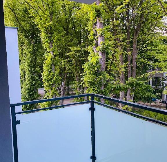 Отель Holiday Siesta Pensjonat, Domki