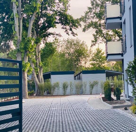 Отель Holiday Siesta Pensjonat, Domki