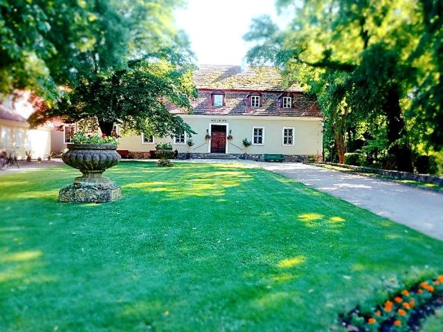 ホテル Pokoje Do Wynajęcia Piastowska