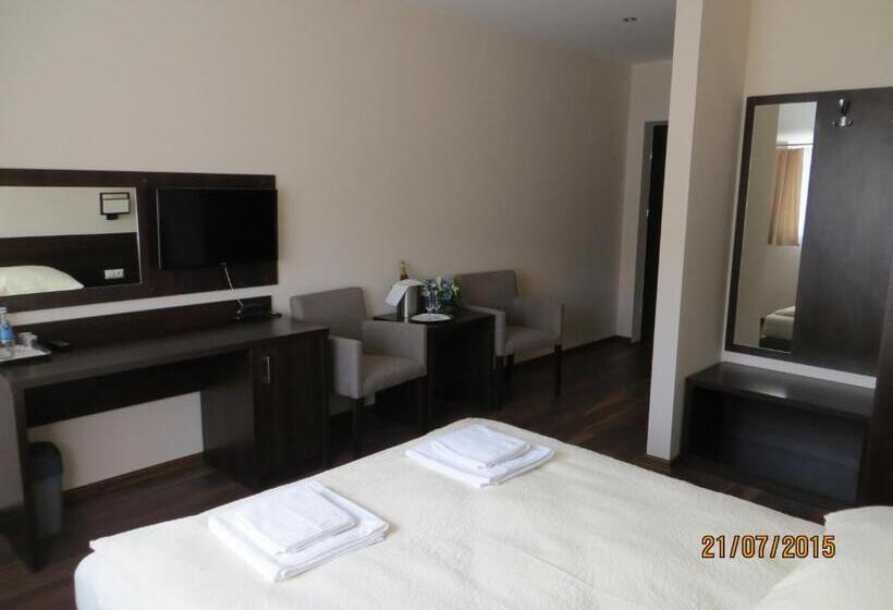 ホテル Pod Chełmem