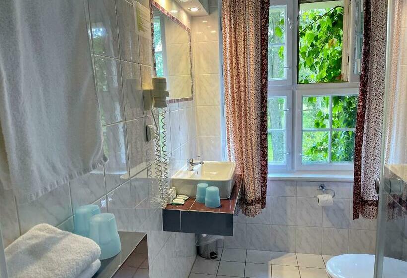 호텔 Zamek Podewils Krag