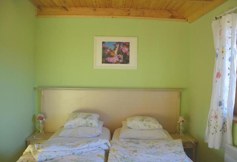 酒店 Ranczo W Dolinie