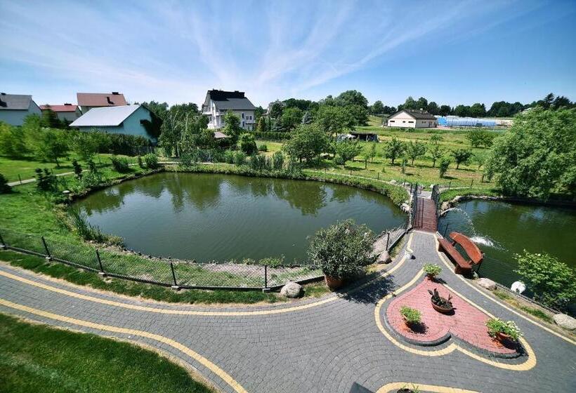 בית מלון כפרי Restauracja Rywa Verci