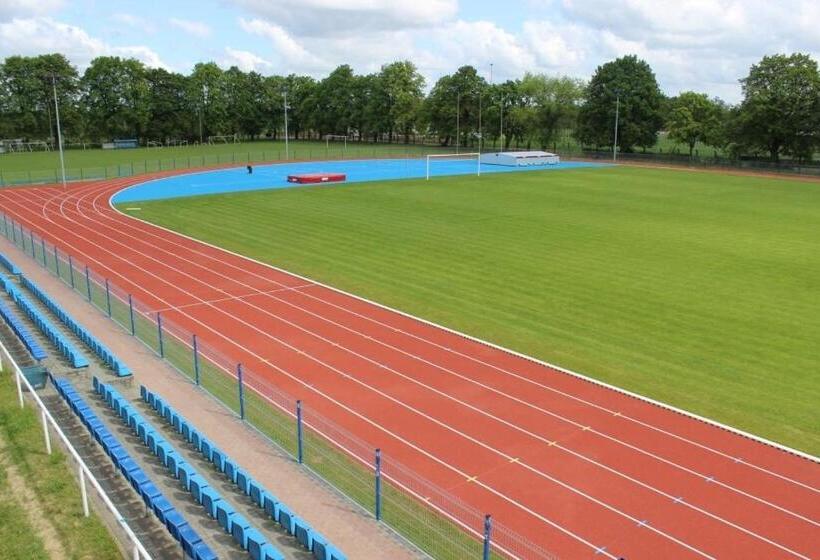 בית מלון כפרי Sportowy