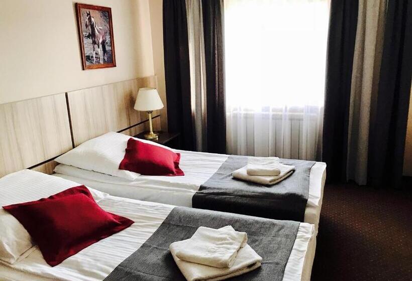 ホテル Stajnia Wolica