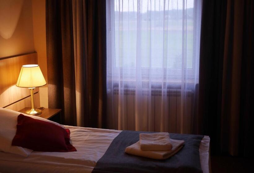 ホテル Stajnia Wolica