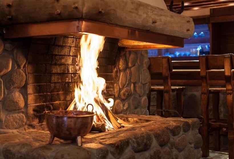 ホテル Stanica Kresowa Chreptiów