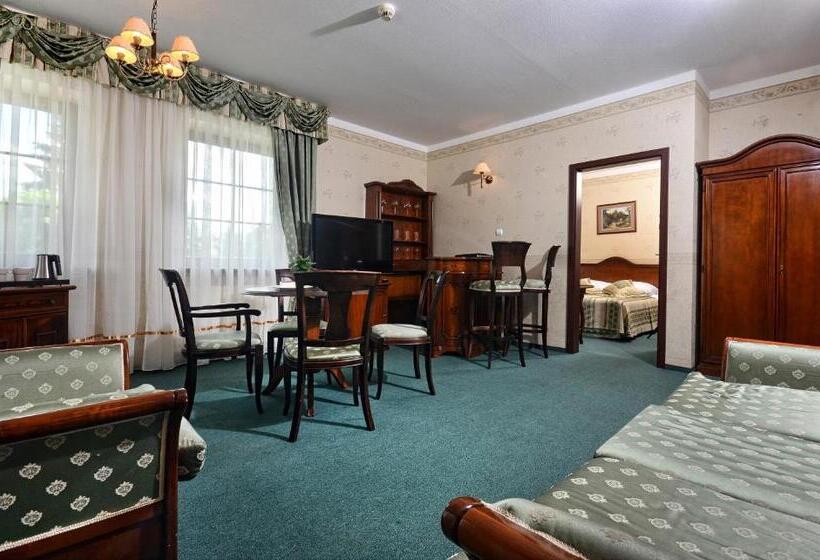 Отель żubrówka Spa & Wellness