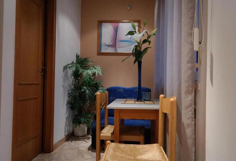 בית מלון כפרי Villamirage