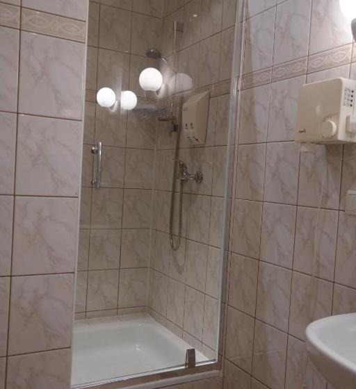 בית מלון כפרי Villamirage