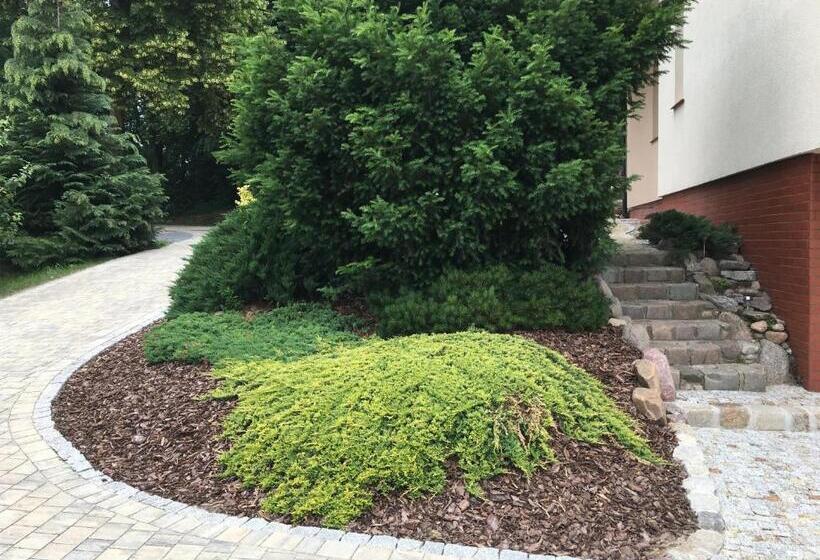 בית מלון כפרי W Starym Sadzie