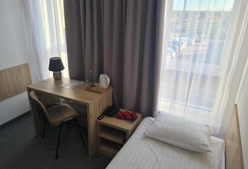 בית מלון כפרי Willa Czarnieckiego