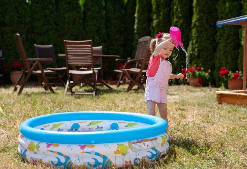 בית מלון כפרי Zacisze Zielone Ogrody