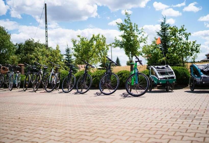 בית מלון כפרי Zacisze Zielone Ogrody