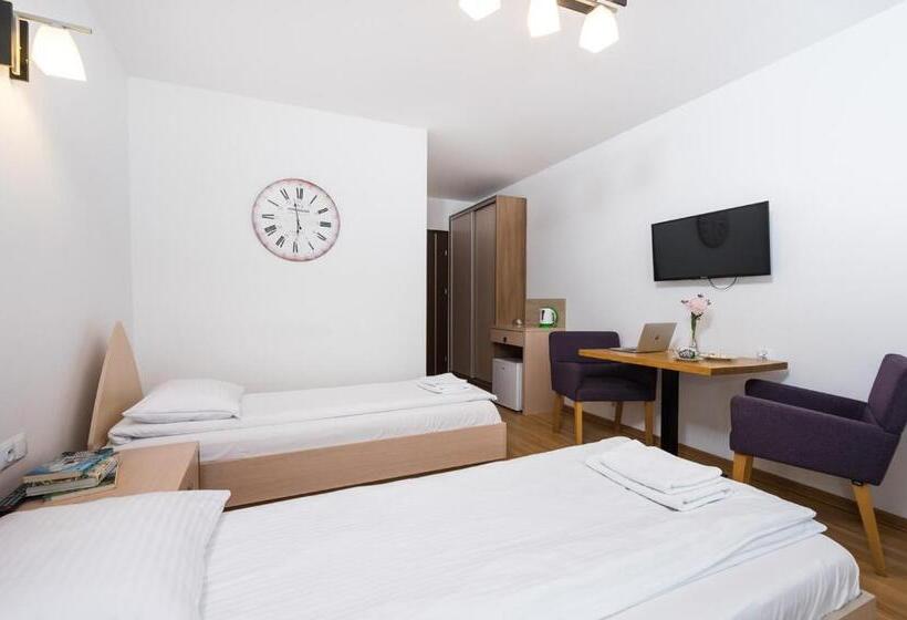 호텔 Zajazd Gielarek