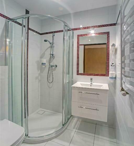 בית מלון כפרי Zajazd Polonez