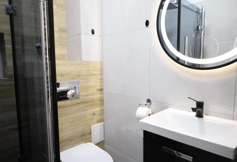 فندق على الطريق Zakarczmie Stokrotka