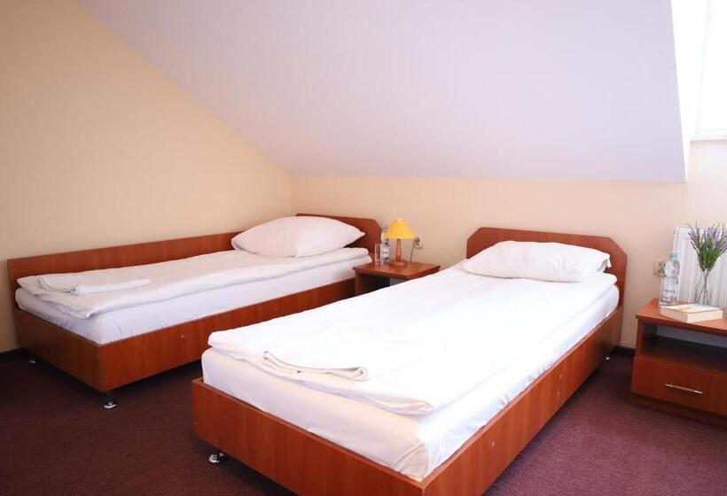 فندق على الطريق Zakarczmie Stokrotka