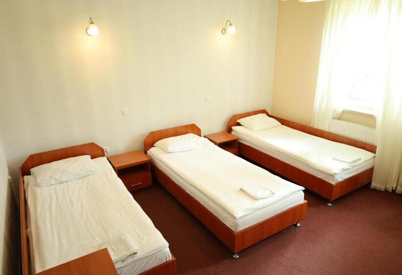 فندق على الطريق Zakarczmie Stokrotka