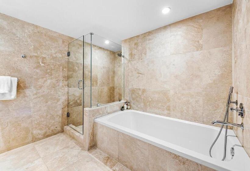 Oceanview Private Condo At 1 Hotel & Homes 906