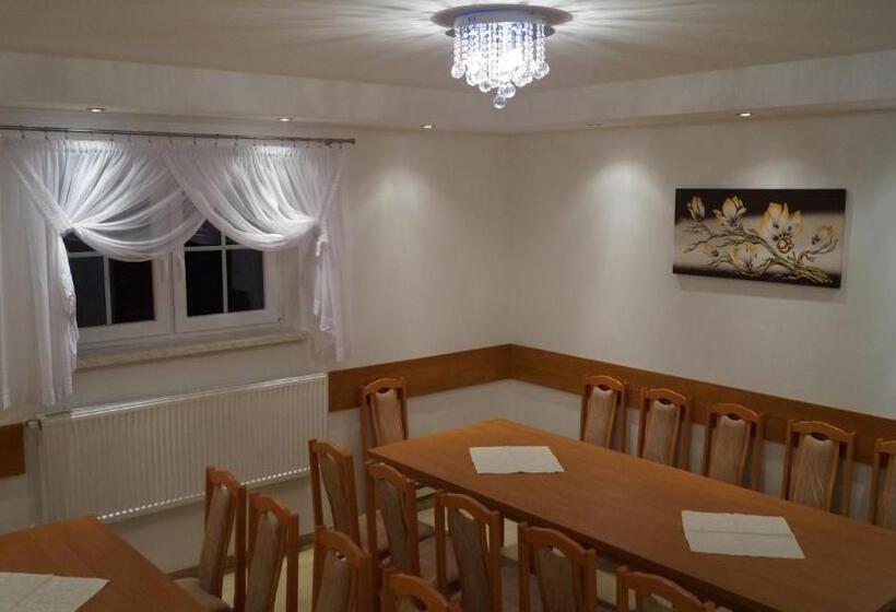 ペンション Agroturystyka Krysia Pilszcz