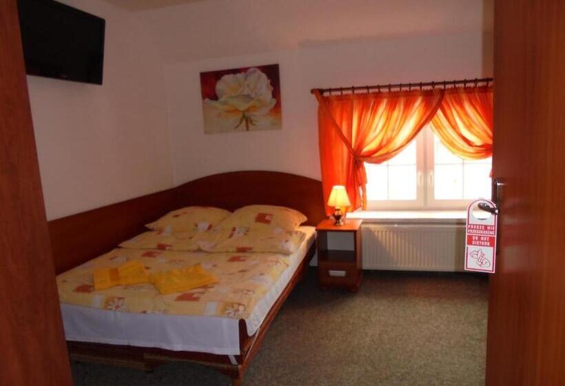 ペンション Agroturystyka Krysia Pilszcz