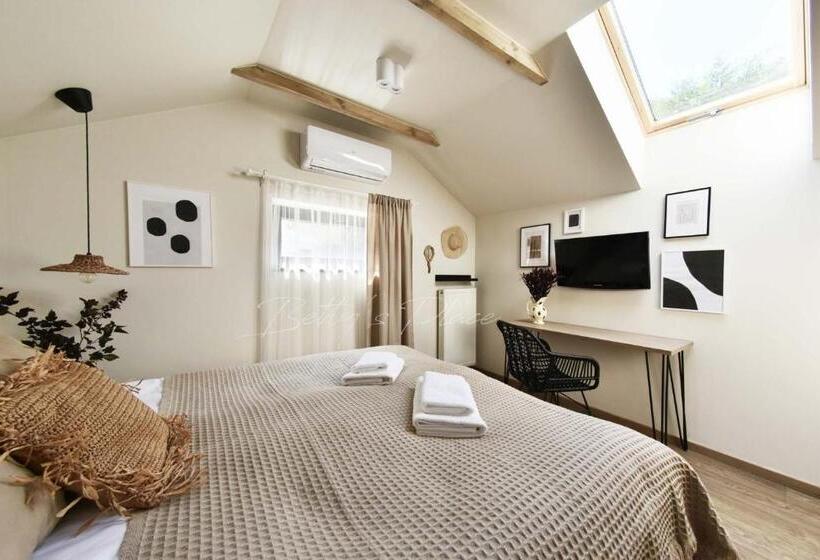 بنسيون Betty's Place