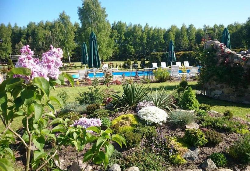 Пансион Brydar With Sauna, Swimming Pool And Jacuzzi