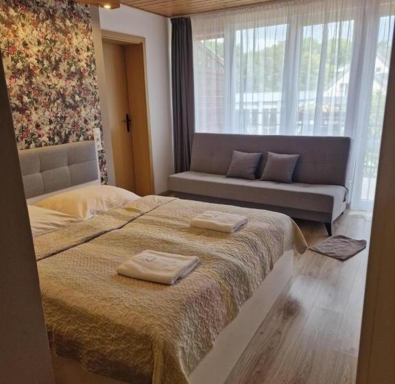 膳宿费 Dom Wczasowy Radość