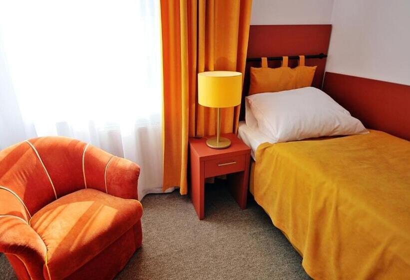 פנסיון Dom Zdrojowy Amber