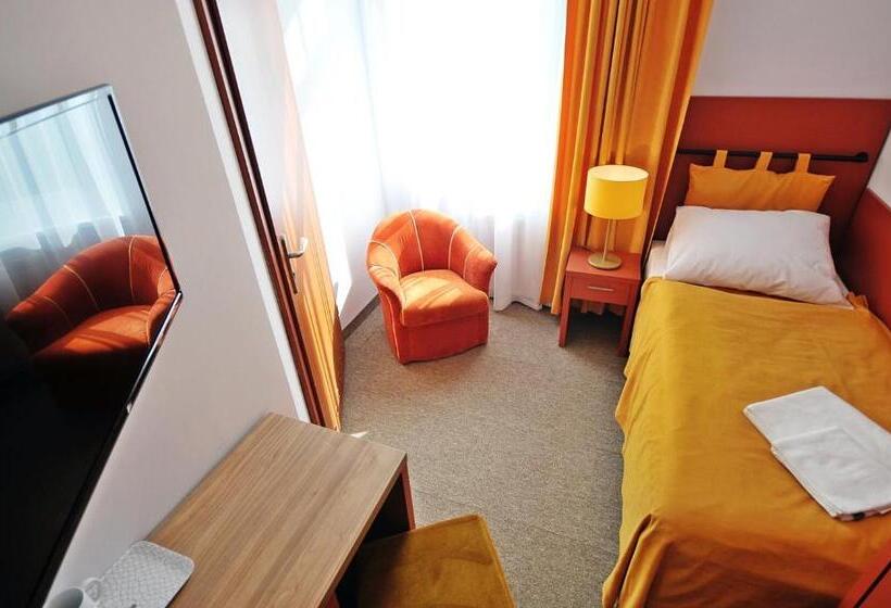 פנסיון Dom Zdrojowy Amber